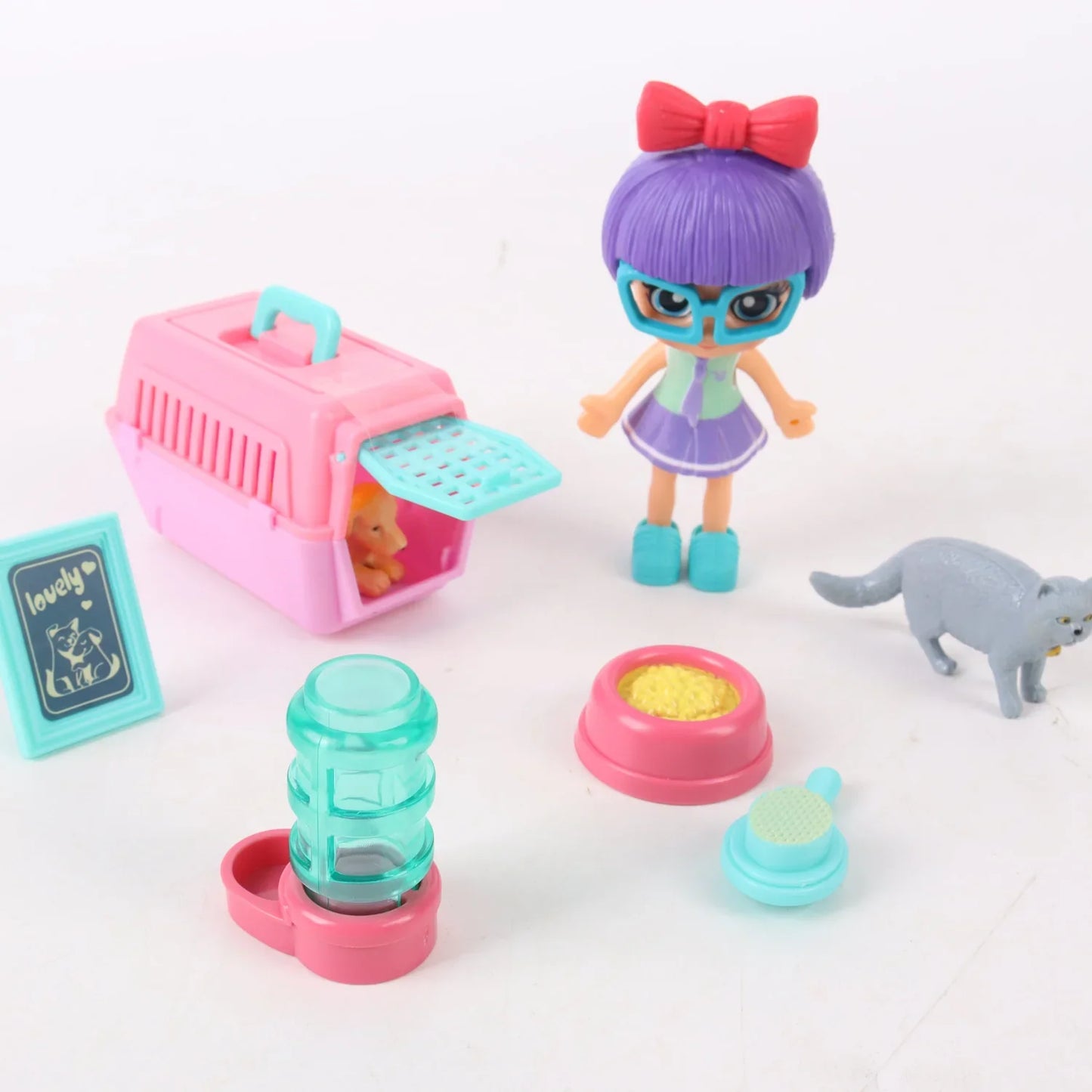 Set de juego muñeca con mascota y accesorios Morado