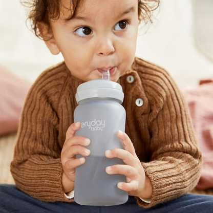 Mamadera de vidrio con bombilla 240 ml - Gris